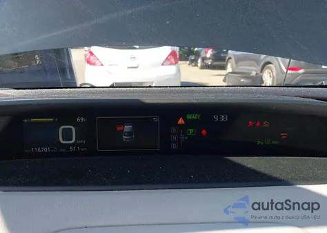 2017 Toyota Prius Three z USA, uszkodzony, nr VIN JTDKARFU8H3043192